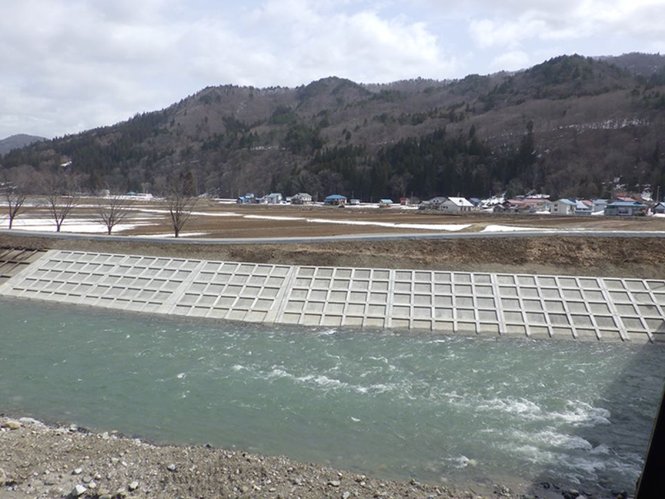 災害復旧工事（護岸復旧）